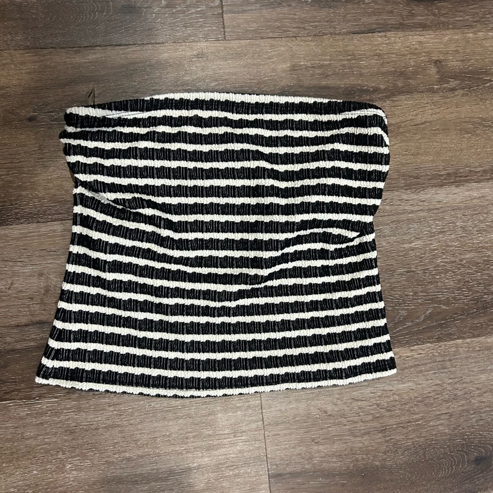 Black and White Striped Ribbed Tube Top